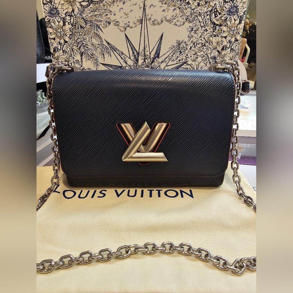 Louis Vuitton Twist MM  Epi Leather  Crossbody Navy Blue Bag